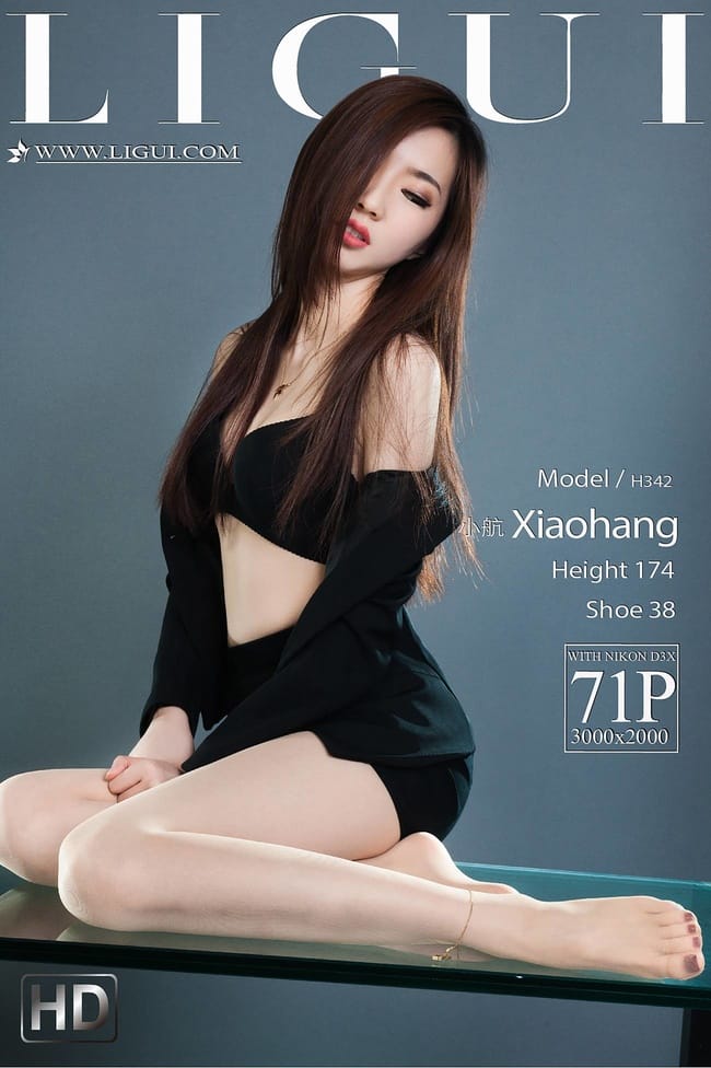 [Ligui丽柜]2022.03.16 《客服的足饮》小航 [71+1P/76.3MB]-1