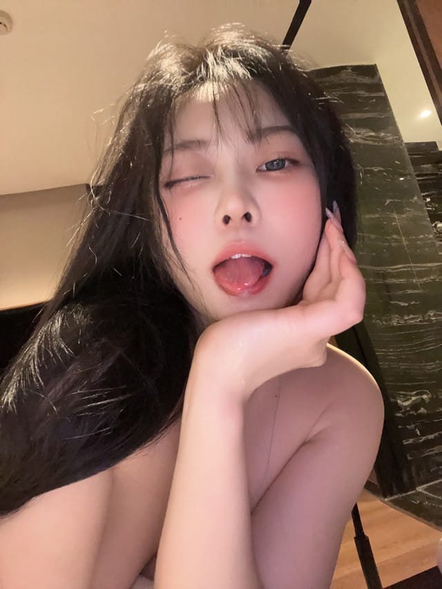 [微密圈]左公子666 – 俏皮女娃 [22P3V-307M]-1